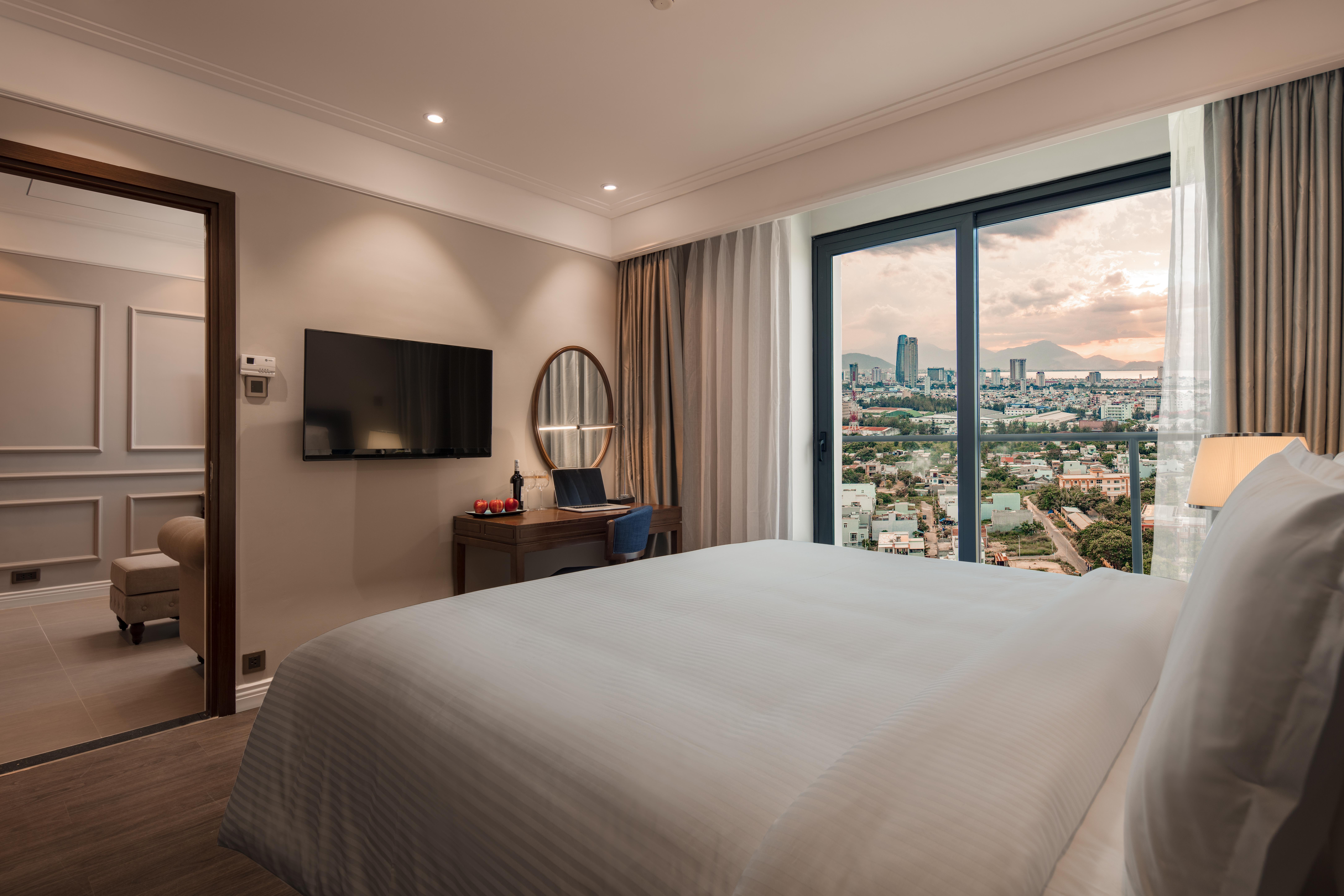 Altara Suites Da Nang By Ahg Eksteriør billede