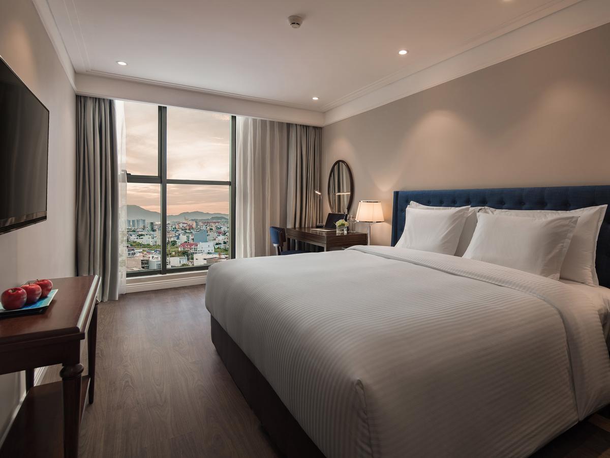 Altara Suites Da Nang By Ahg Eksteriør billede